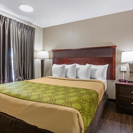 Econo Lodge Augusta, Downtown Екстериор снимка