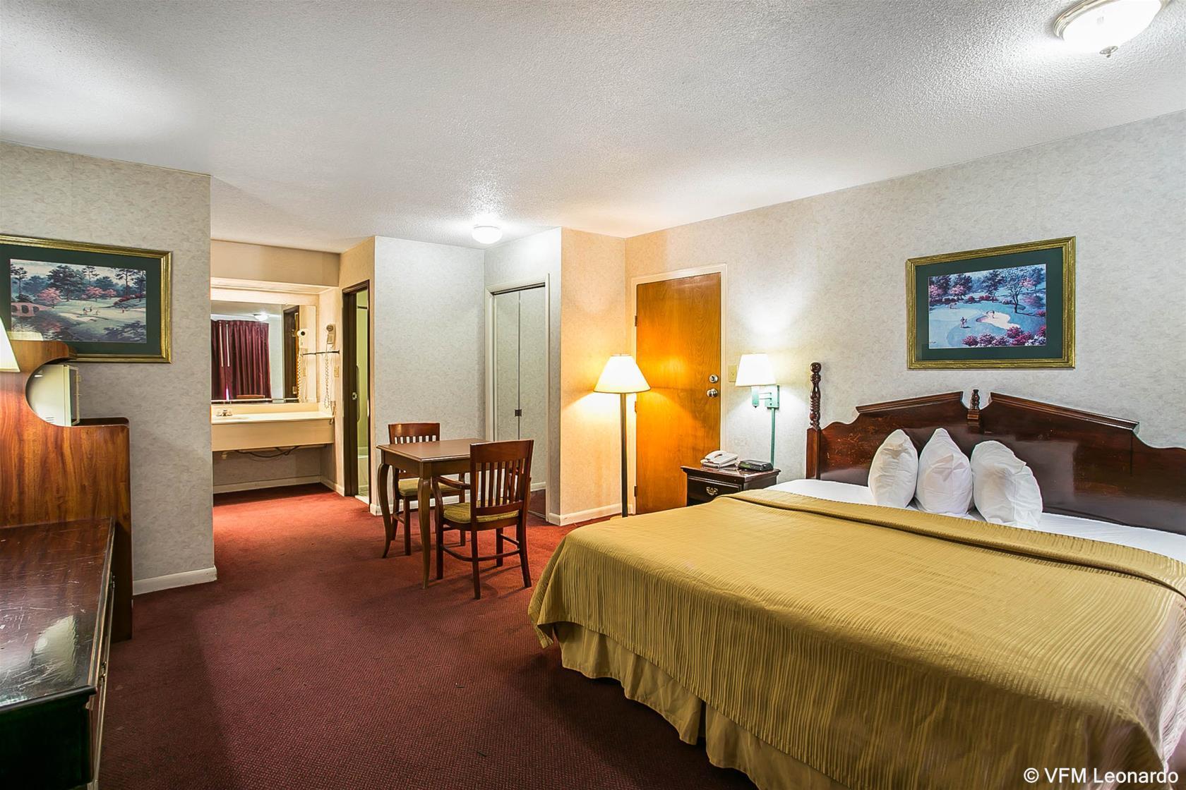 Econo Lodge Augusta, Downtown Екстериор снимка